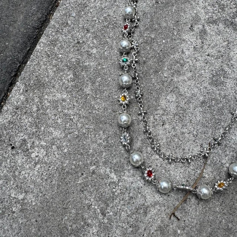 Pearl Charm Wallet Chain - Picture 4 of 5